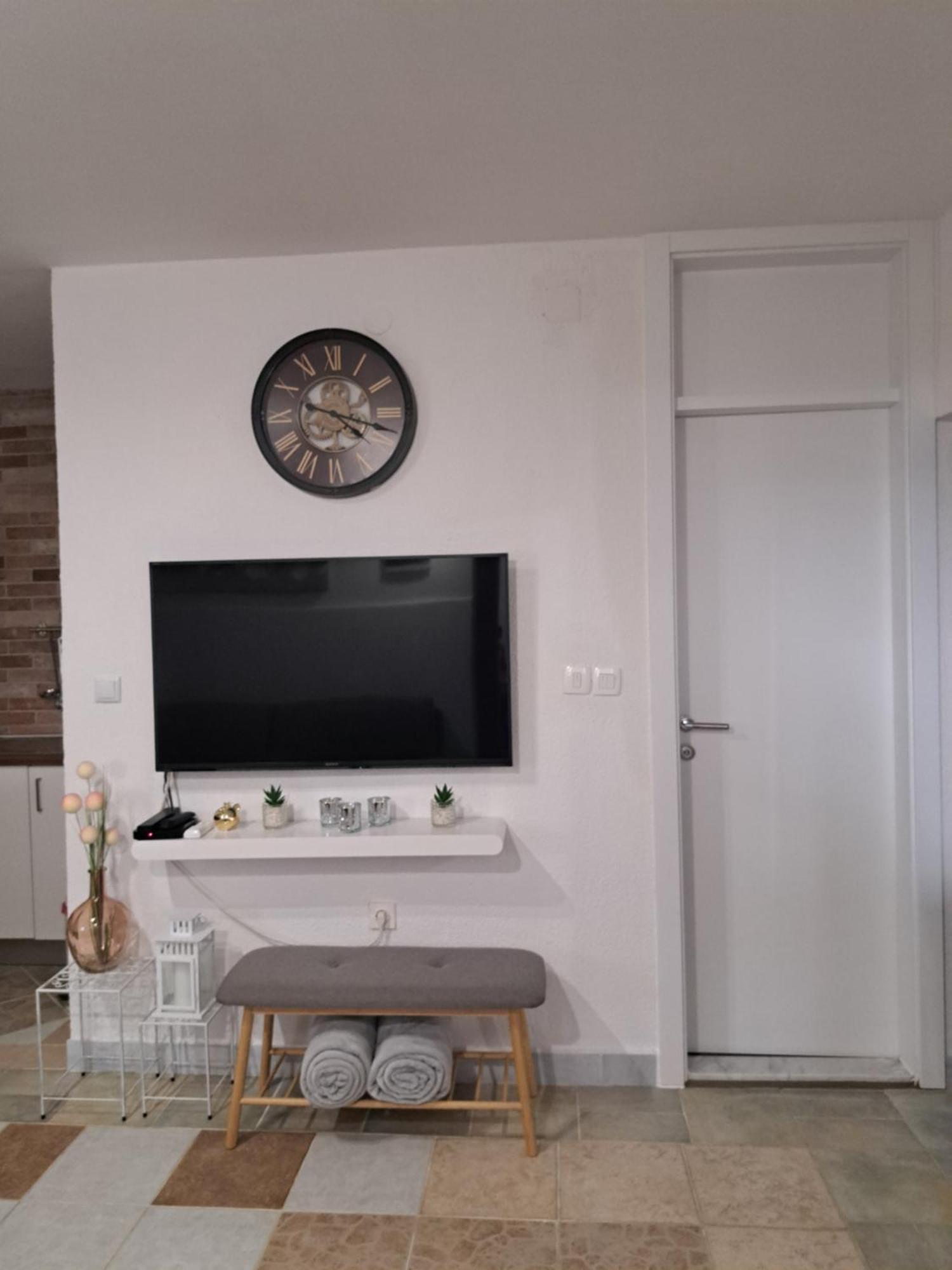 Apartment Evita *